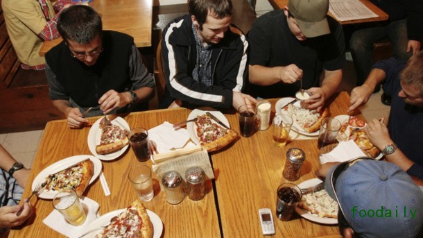 Study-showing-men-eat-more-with-women-could-impact-marketing_strict_xxl