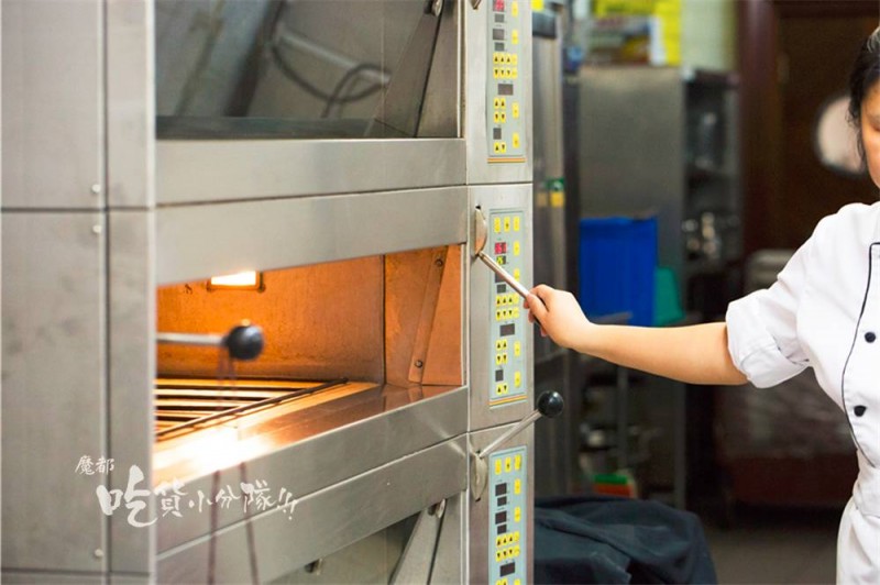 说明: C:\Users\Huang\AppData\Local\Temp\WeChat Files\443112d00e30b725458fc147684f5979.jpg