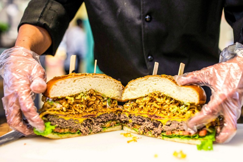 用快时尚思路做汉堡,「Super Boom」能否成为中国的 Shake Shack?