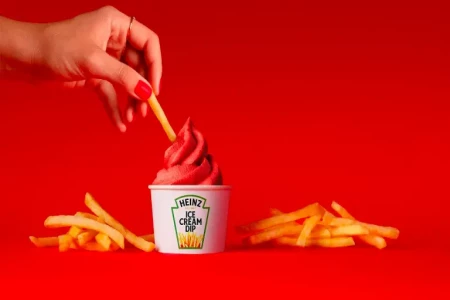 每日早报 | 亨氏在智利推出番茄酱味冰淇淋，洽洽×中科院上新「益生菌坚果」